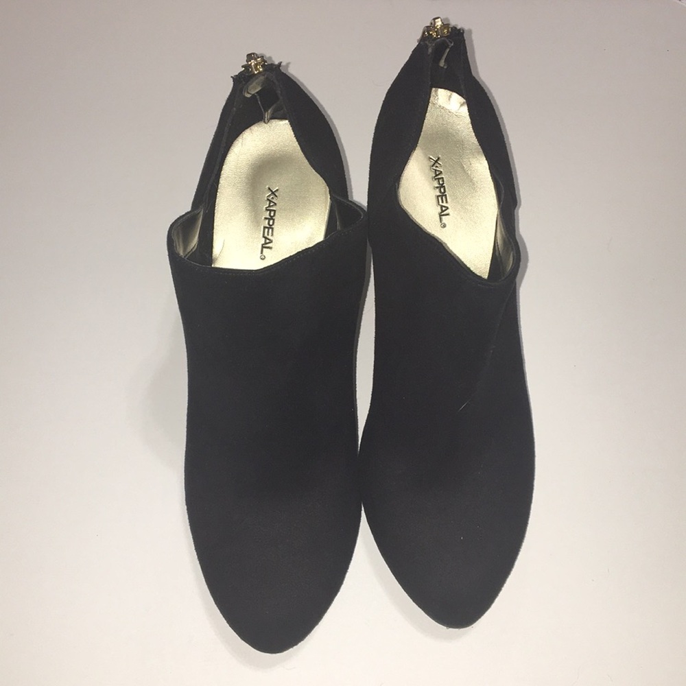 X-Appeal Black Healed Booties